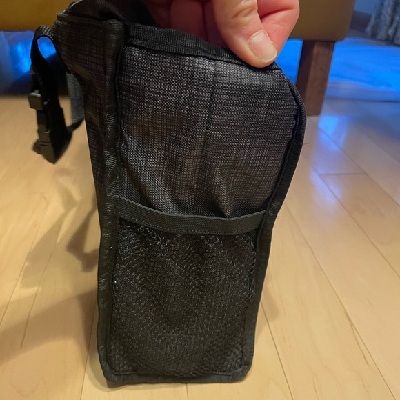 Thirty-One Caddy - Picture 4 of 7